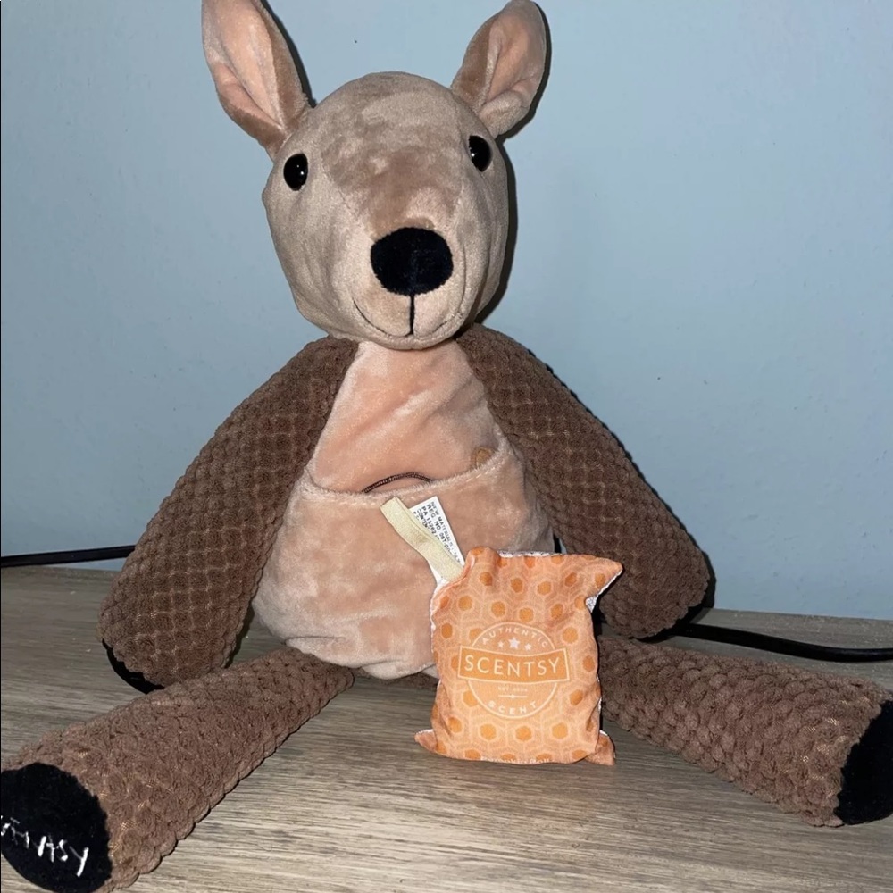 Scentsy KENZIE THE KANGAROO Plush Stuffed Animal Baby Is Missing